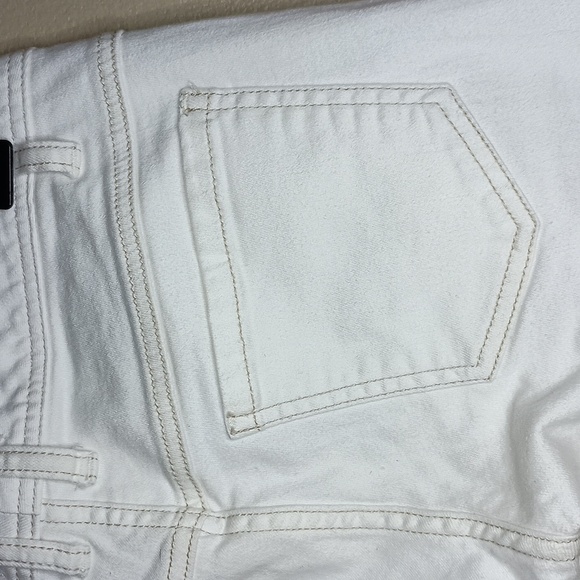 Free People Skinny Distressed Jeans - Picture 6 of 9